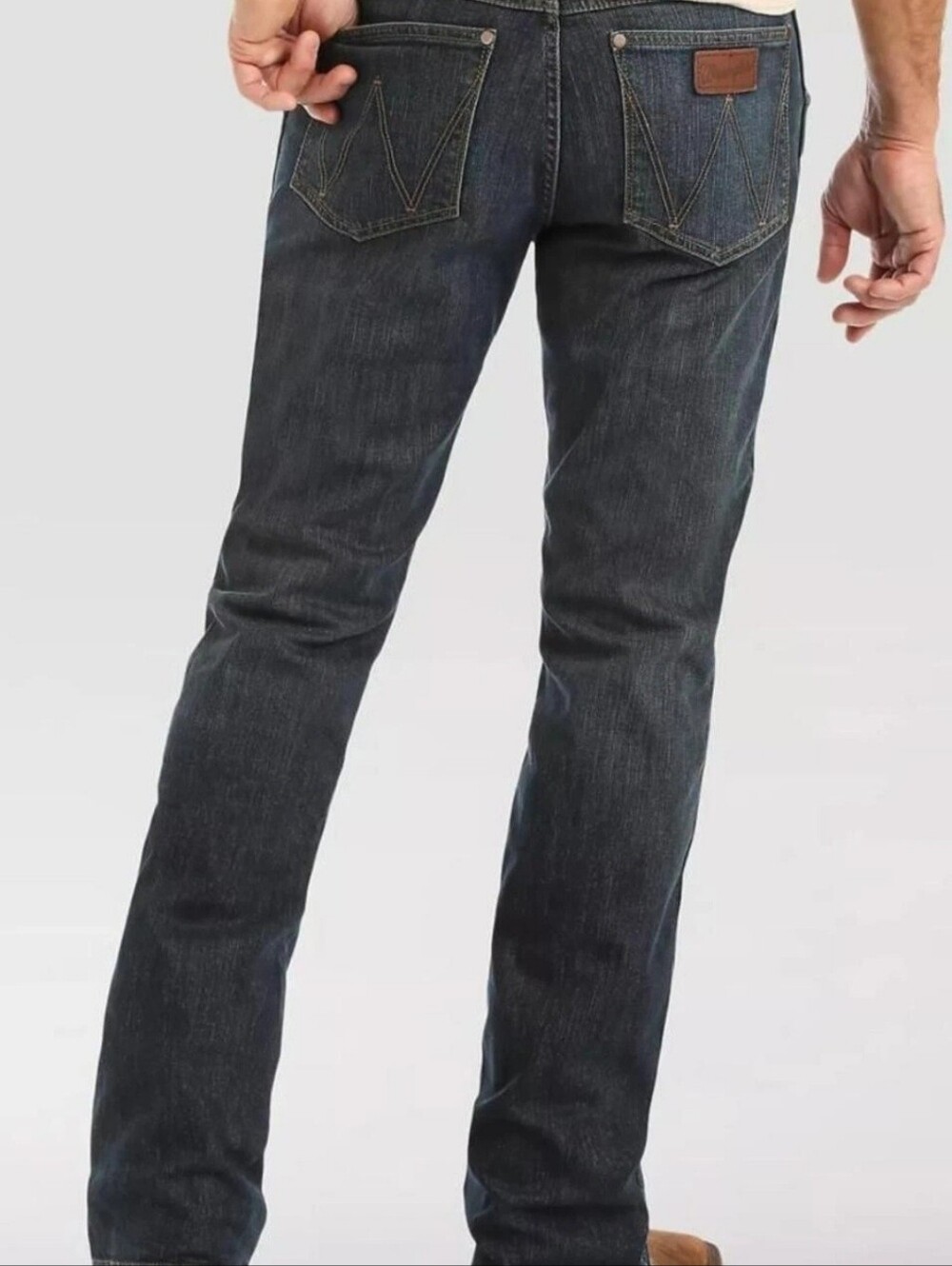 Wrangler Retro Relaxed Boot Dark Denim Jeans size 36/30